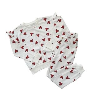 Jessica Simpson heart Valentine’s jogger set 5-6